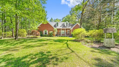 19 Oak Ledge Ln, Purvis, MS 39475