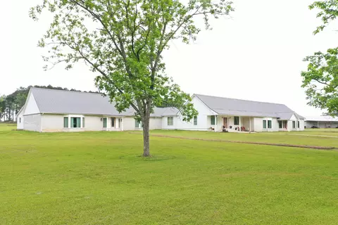 418 Myrick Strengthford, Laurel, MS 39443