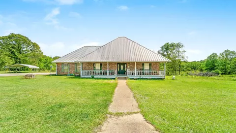 1058 Morgantown Rd, Foxworth, MS 39483