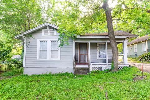 464 S 13th Ave, Laurel, MS 39440