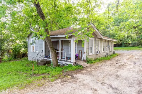 464 S 13th Ave, Laurel, MS 39440 photo 2
