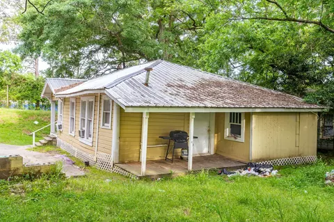 472 S 13th Ave, Laurel, MS 39440 photo 6