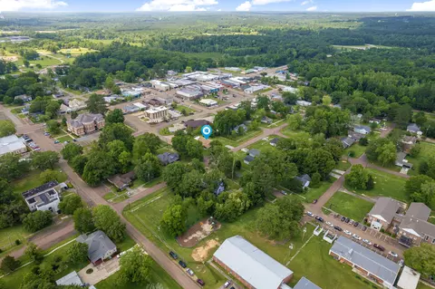 307 S 2nd St, Collins, MS 39428 photo 48