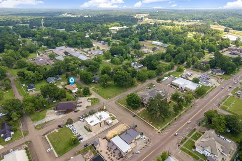 307 S 2nd St, Collins, MS 39428 photo 50