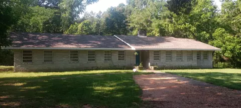 73 Rawls Springs Rd, Hattiesburg, MS 39401