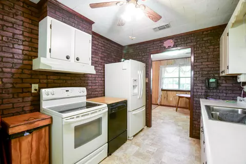 14 Lowell Garner Ln, Carson, MS 39427 photo 11