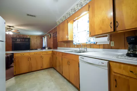 2919 Us-11, Laurel, MS 39443 photo 8
