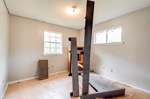 11 Chickasaw St, Laurel, MS 39440 photo 7
