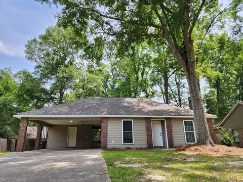 200 Sam Rayburn Rd, Hattiesburg, MS 39402