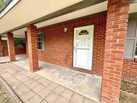 216 7th St, Purvis, MS 39475 photo 2