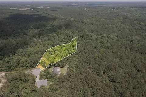 000 Pecanwood Dr, Petal, MS 39465
