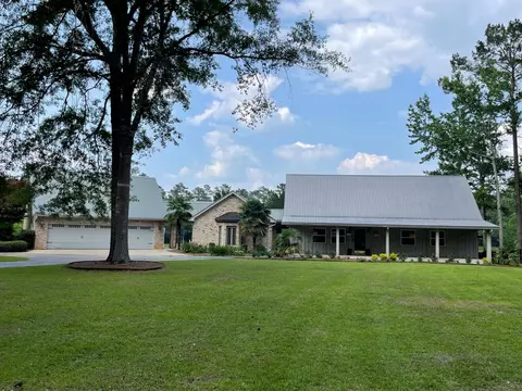 18 Sycamore Cir, Petal, MS 39465