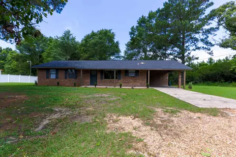 117 Dennis Knight Rd, Collins, MS 39428