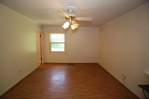 704 Cherry, Laurel, MS 39440 photo 17