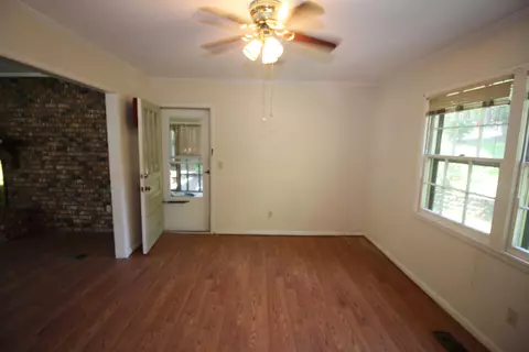 704 Cherry, Laurel, MS 39440 photo 7