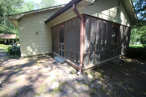704 Cherry, Laurel, MS 39440 photo 43