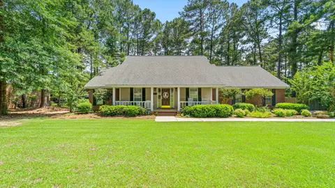 33 Franklin Pl, Hattiesburg, MS 39402
