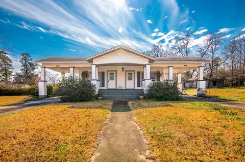 1111 W 6th St, Prentiss, MS 39474