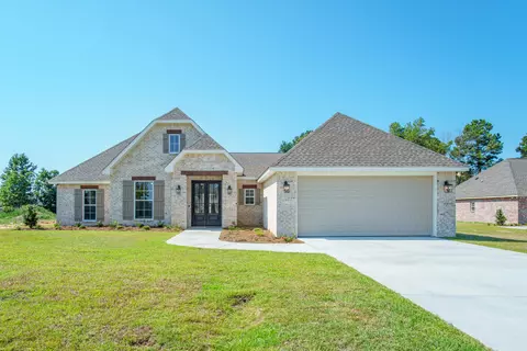 19 Dora Ln, Hattiesburg, MS 39402