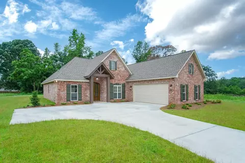 23 Dora Ln, Hattiesburg, MS 39402