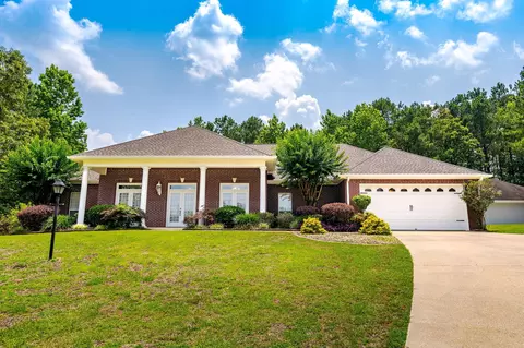 311 Romar Pl, Hattiesburg, MS 39402