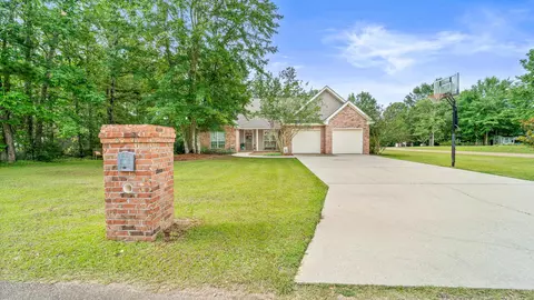 27 Melissa Lp, Petal, MS 39465