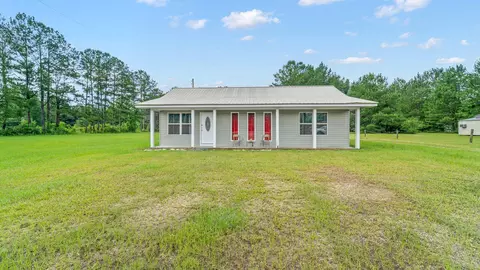 2601 Us-98, New Augusta, MS 39462