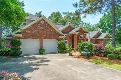 650 Nellwood Dr, Hattiesburg, MS 39402