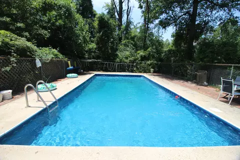 815 Cherry Ln, Laurel, MS 39440 photo 3