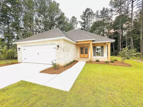 189 1st E, Sumrall, MS 39482