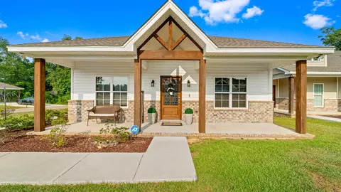 3 Old Chestnut Dr, Hattiesburg, MS 39402