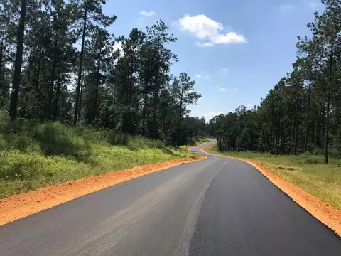 37 Jo Ann Dr, Sumrall, MS 39482