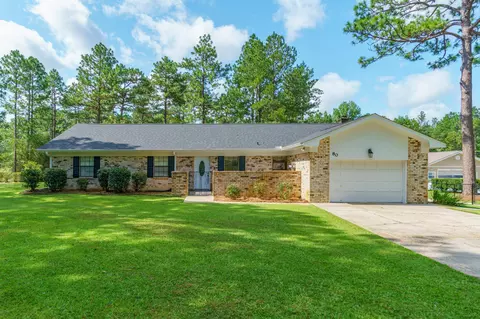 80 Fairway Pl, Hattiesburg, MS 39402