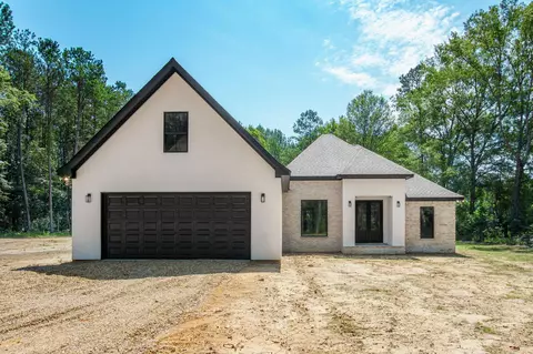 168 Scenic Dr, Hattiesburg, MS 39401