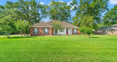 46 Candelabra St, Petal, MS 39465