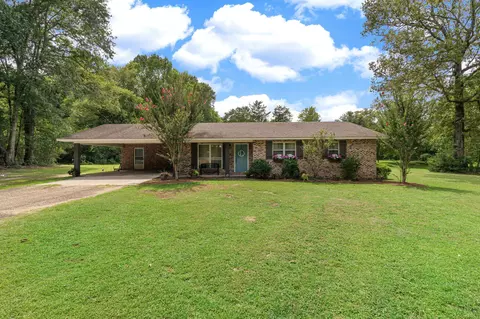 2971 Ms-13 N, Columbia, MS 39429
