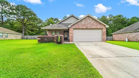 47 Hemingway Dr, Sumrall, MS 39482 photo 1