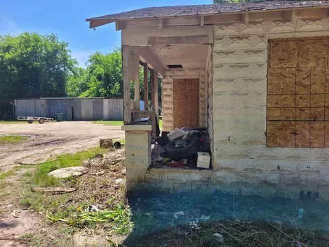 147 W 2nd Ave, Petal, MS 39465 photo 2