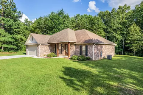 45 Zachery Dr, Hattiesburg, MS 39402