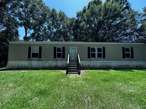 228 Humphrey Rd # B, Poplarville, MS 39470