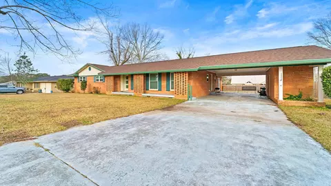 114 Pecan St, Poplarville, MS 39470