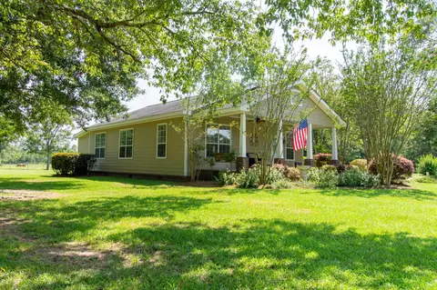 921 Luther Carter Rd, Petal, MS 39465