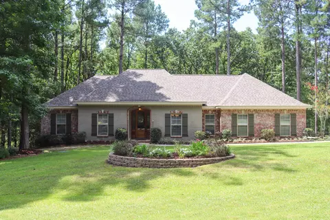 11 Montebello, Hattiesburg, MS 39402