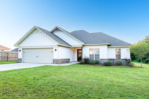 51 E Locust St, Sumrall, MS 39482 photo 2