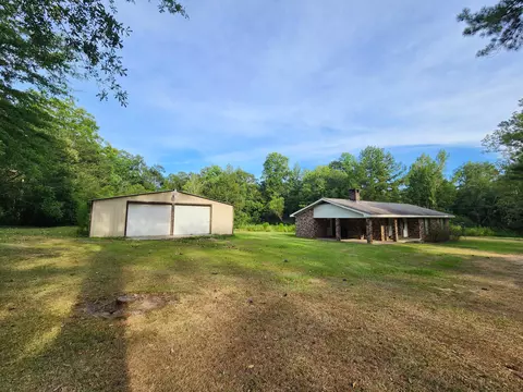 364 Talowah Cutoff, Lumberton, MS 39455