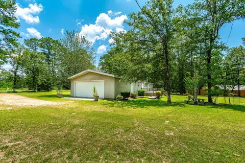 1081 Grantham Rd, Sumrall, MS 39482 photo 4