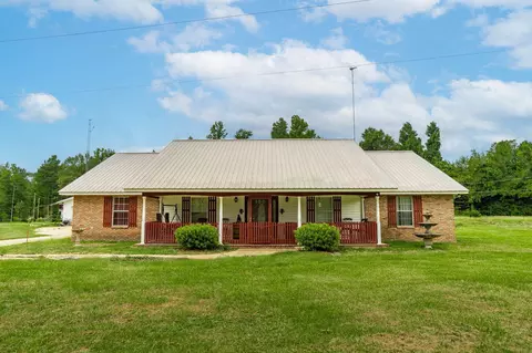 100 SE Magee Rd, Mccall Creek, MS 39647