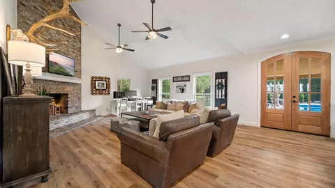 73 Norris, Sumrall, MS 39482 photo 7