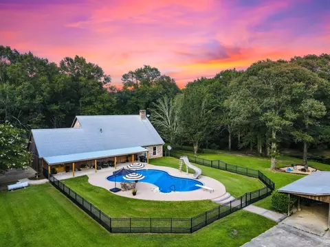 73 Norris, Sumrall, MS 39482