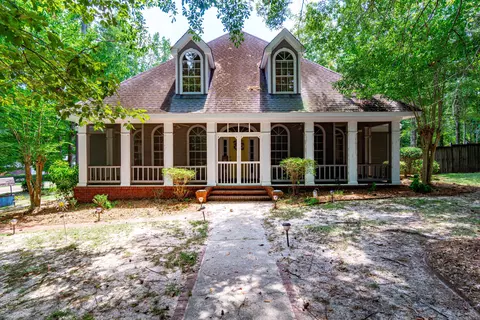 140 Bent Creek Loop, Hattiesburg, MS 39402